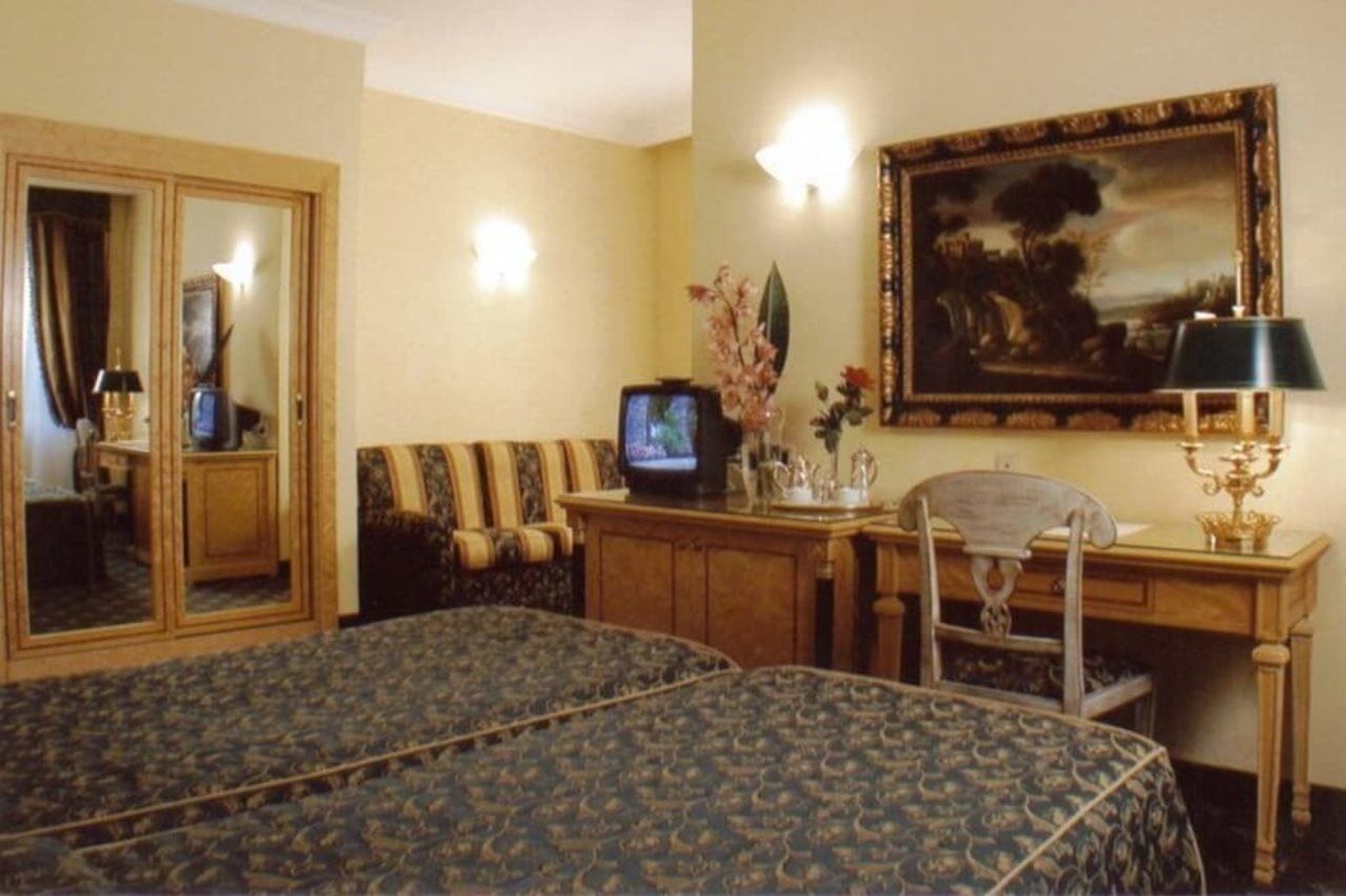 Hotel Champagne Palace Roma Habitación foto